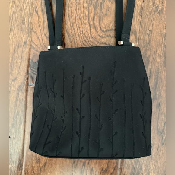 Pretty Black Satin Finish Vine Pattern Evening Bag - Picture 1 of 10